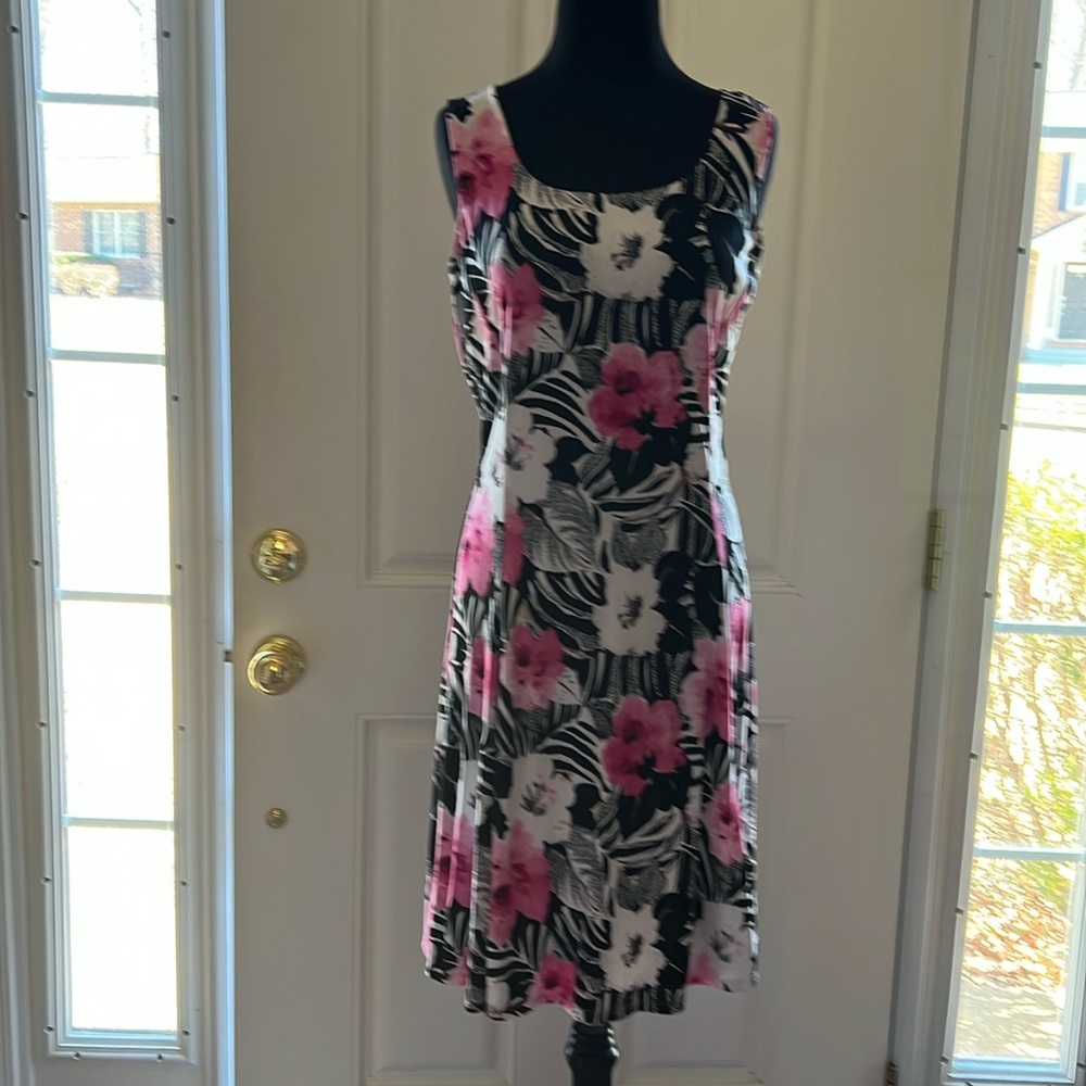 Additions by Chico’s, size 1. Super cute!